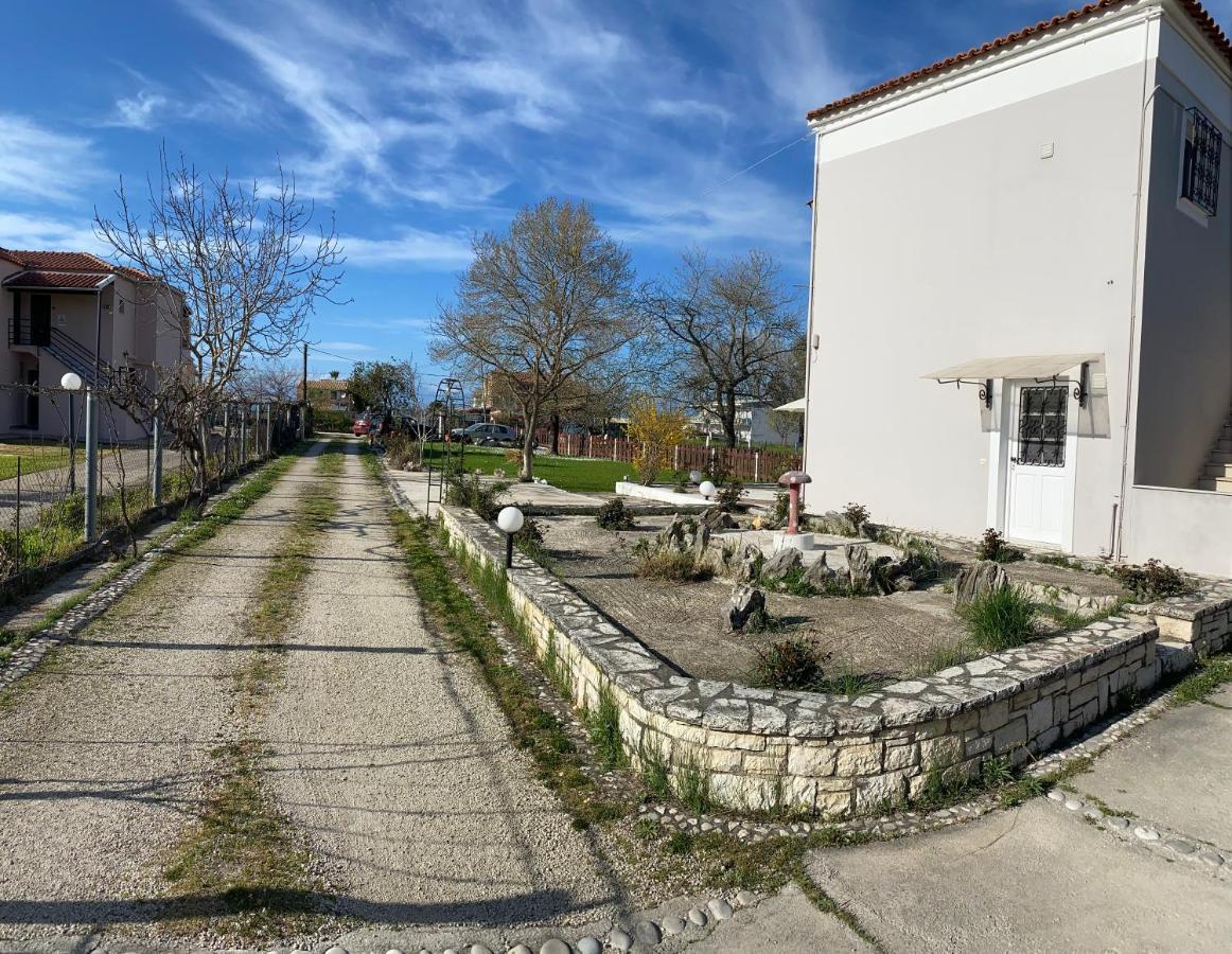 Nikilein's House, διαμέρισμα 150μ απο την παραλία Ρόδα Εξωτερικό φωτογραφία