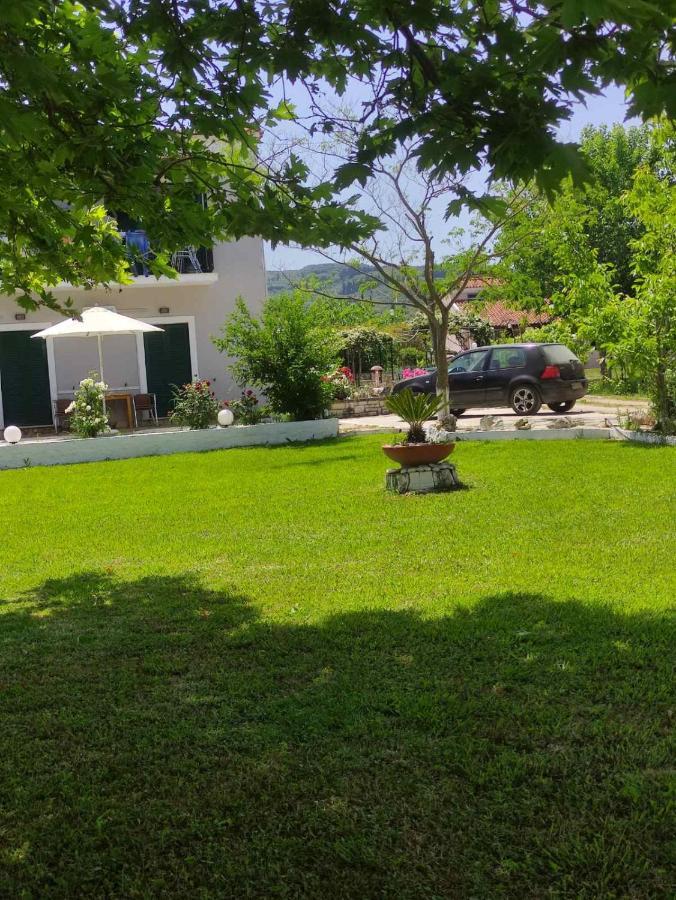 Nikilein's House, διαμέρισμα 150μ απο την παραλία Ρόδα Εξωτερικό φωτογραφία